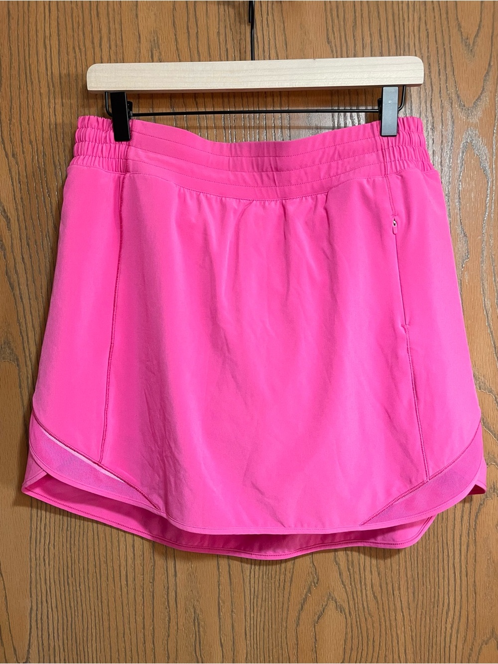 Lululemon Hotty Hot Pink Women's Skirt